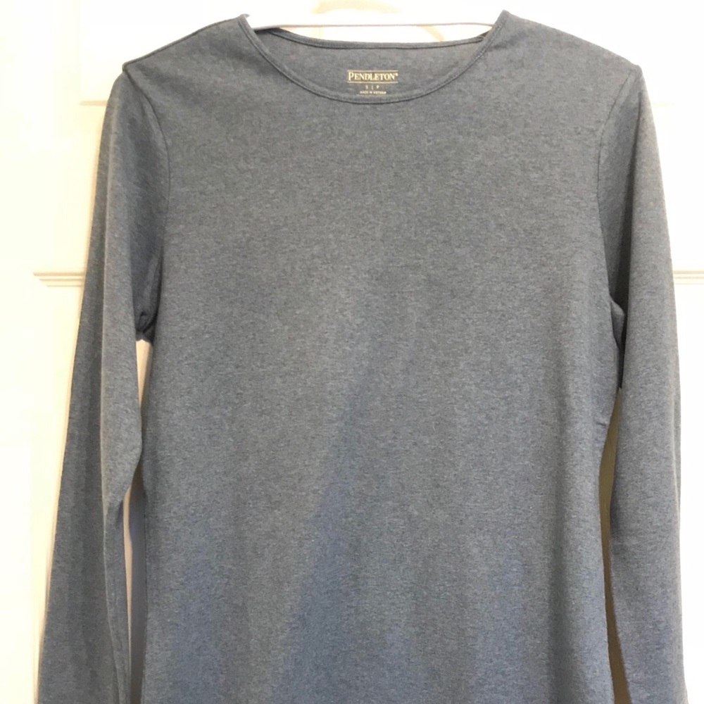 Pendleton Long Sleeve Grey Top. Size S/P. NWT